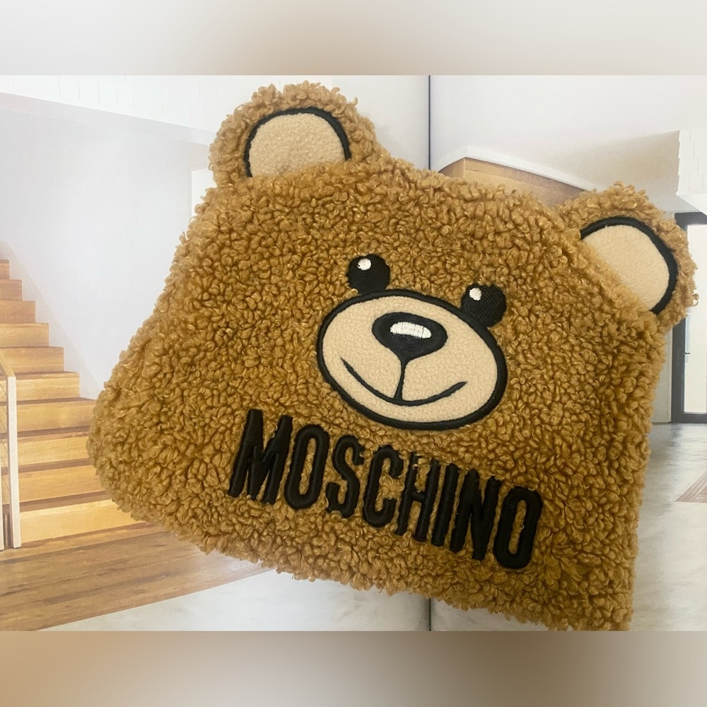 Moschino teddy bear hat baby/toddler